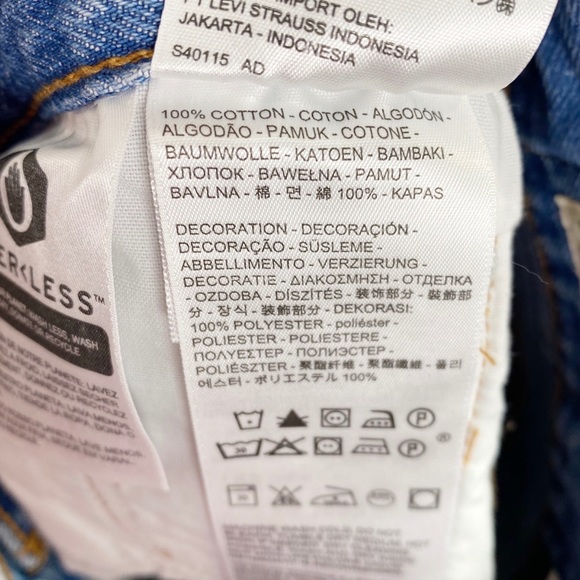 LEVI’S 501 High Rise Embroidered Denim Shorts New - Picture 6 of 9